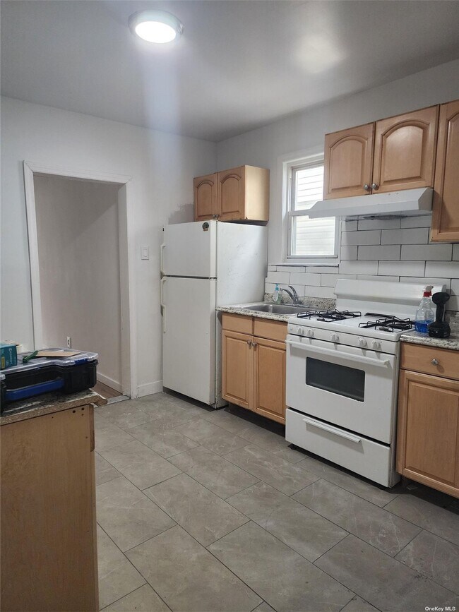 Foto del edificio - 147-11 119th Ave