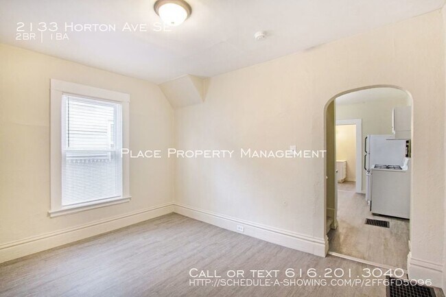 Foto del edificio - 2133 Horton Ave SE