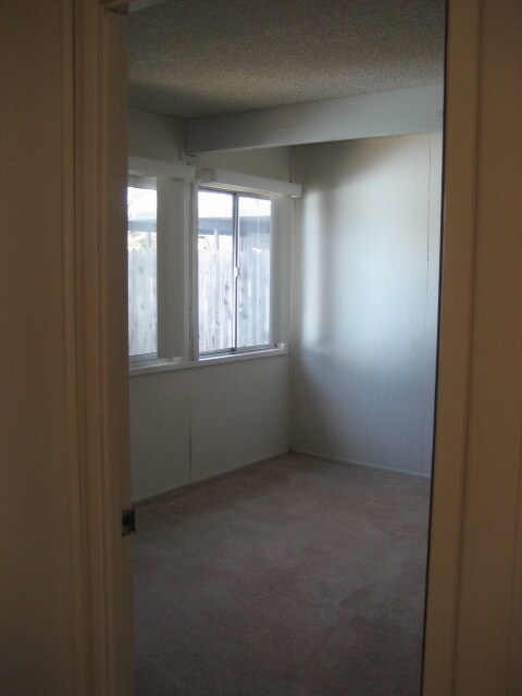 Building Photo - Adeline 615-617