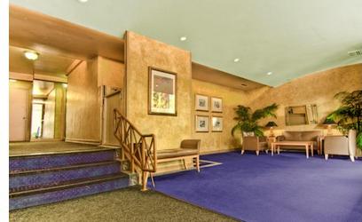 Foto del edificio - 330 E 46th St
