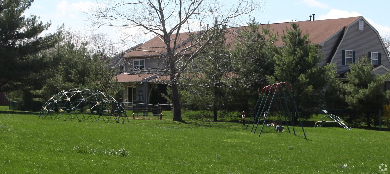 Área de juegos - Water Wheel Apartments