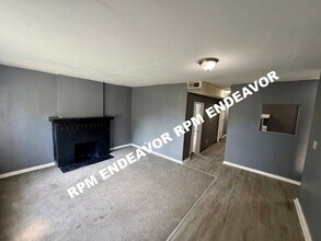 Building Photo - 1407-1407 Rowan Ave