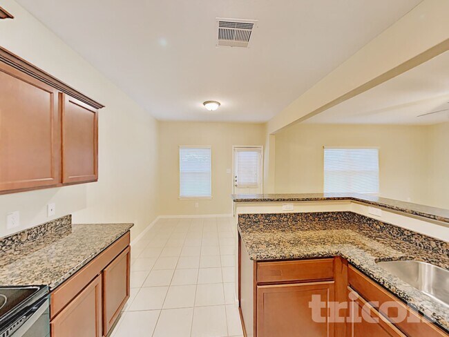 Foto del edificio - 600 Totem Trail Dr