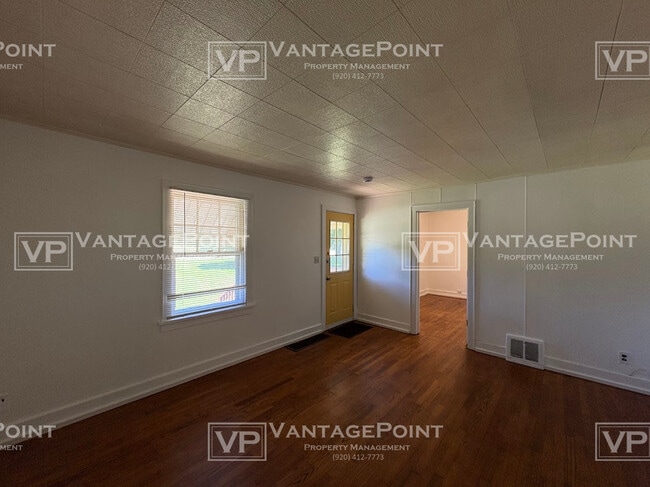 Building Photo - 2224 Ullmer Ct