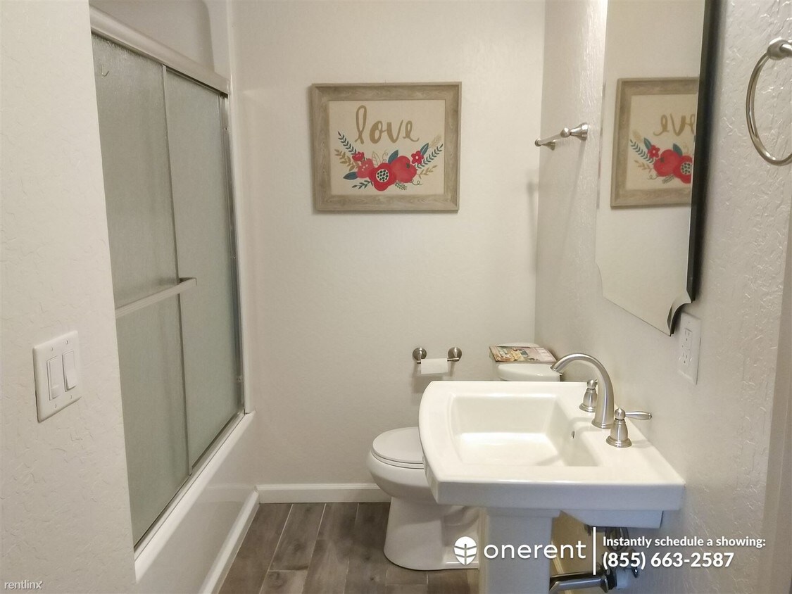 Primary Photo - 3 br, 2 bath House - 37063 Towers Way -