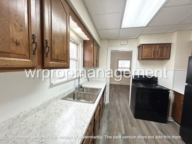 Building Photo - 3 Bed 1.5 Bath Home in West Toledo