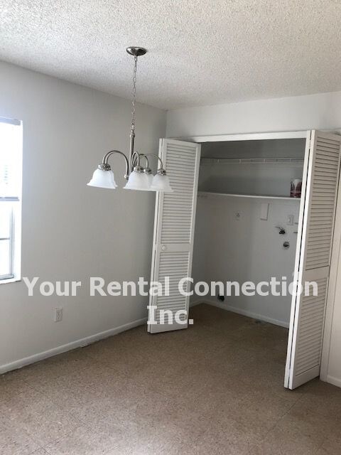 Building Photo - 2/1 Duplex - 3726 County Line Rd