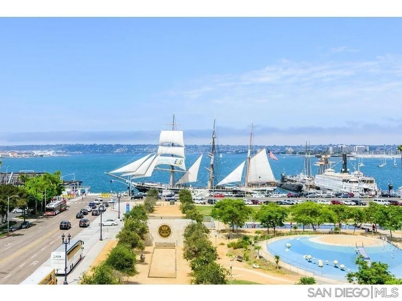 Foto principal - 1431 Pacific Hwy