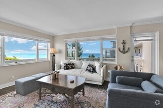 Building Photo - 1169 Hillsboro Mile