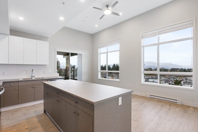 Photo du bâtiment - 1514 McCallum Rd