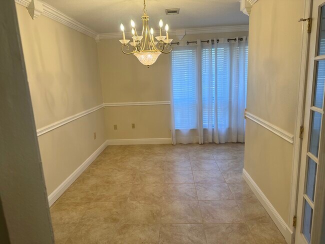 Dining Room - 413 Venus Dr