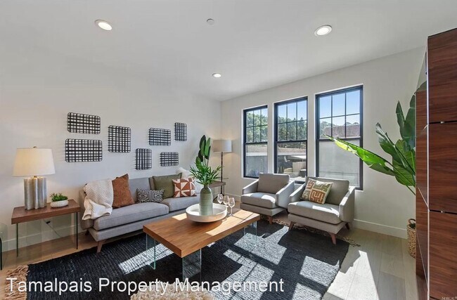 Foto del edificio - 2 br, 2 bath House - 28 Ida Street