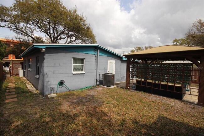 Foto del edificio - 1918 W Walnut St
