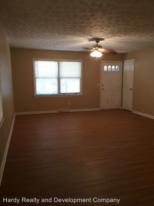 Foto del edificio - 1045-1045 Old Rockmart Rd SE
