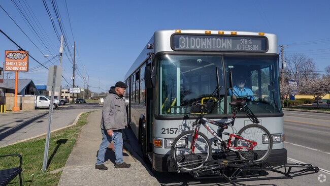 A multitude of TARC bus routes serves the Middletown neighborhood.