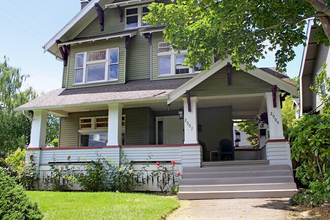 Foto del edificio - 2909-2909 NE 9th Ave