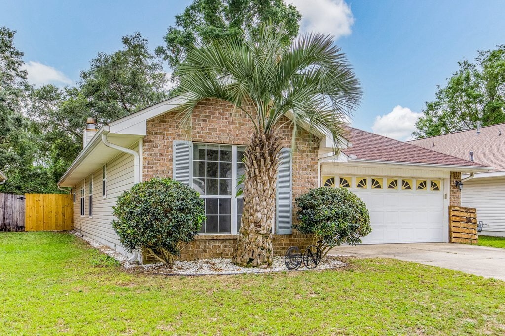 Primary Photo - Welcome to this radiant and exquisite home...
