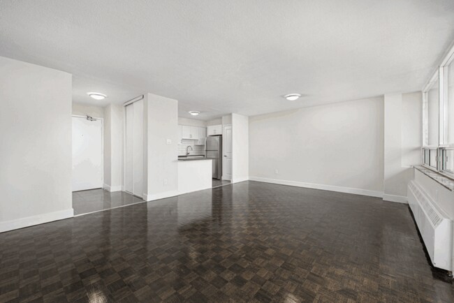 Photo du bâtiment - 2397 FINCH AVE W