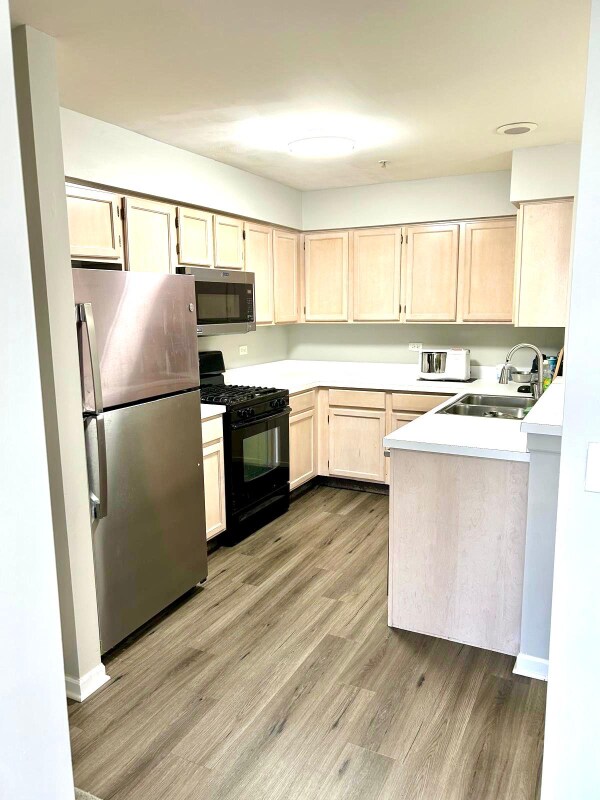Foto del edificio - 1325 Orleans Dr