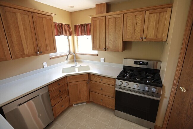 Foto del edificio - 1531 Kenan Ave NW