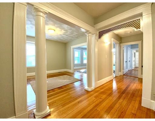 Foto principal - 58-60 Trowbridge St