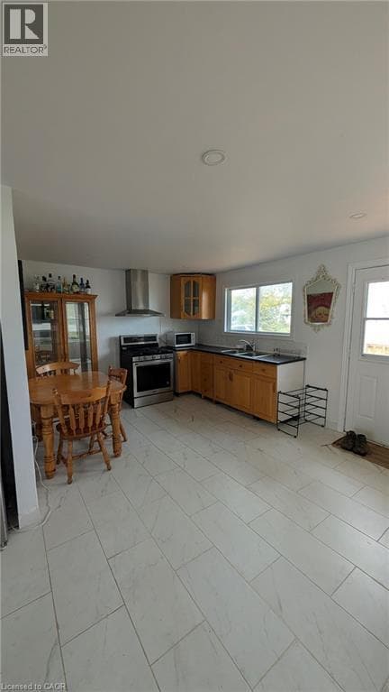 Building Photo - 14 Villella Rd