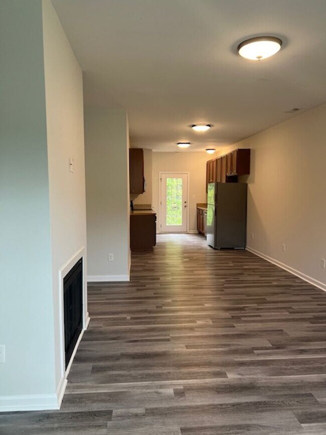 Foto del edificio - Duplex Rental Available in Garner – 4 Bed, 2.5 Bath with Garage & Private Backyard