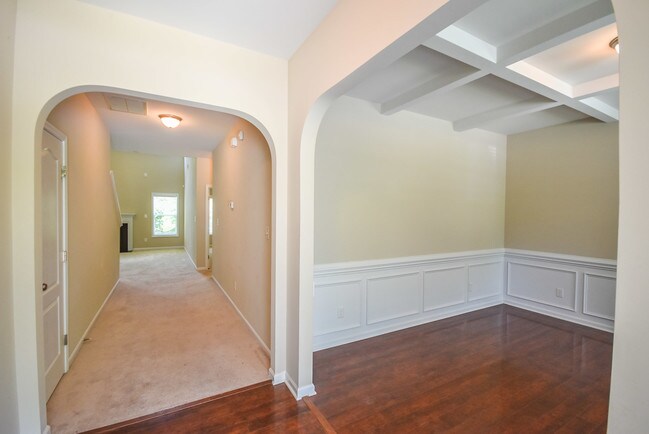 Foto del edificio - 219 Birch Ave