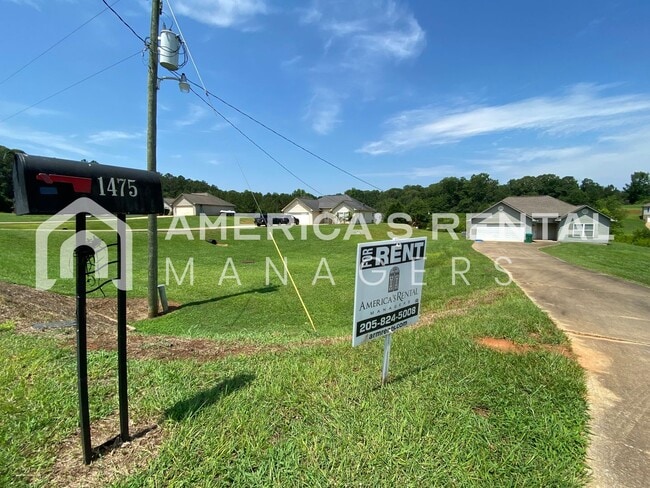 Building Photo - 1475 Beardens Farm Rd