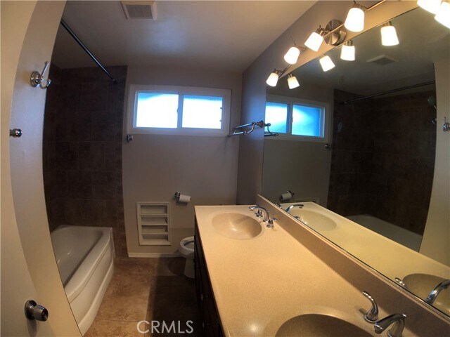 Foto del edificio - 19572 Constellation Ln