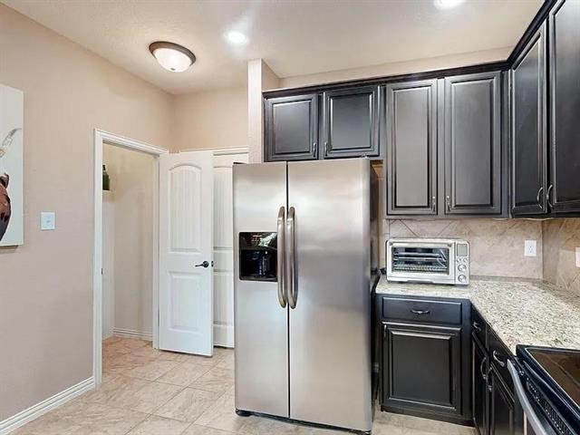 Building Photo - 6948 Carrington Ln