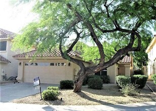 Building Photo - 10358 E Davenport Dr
