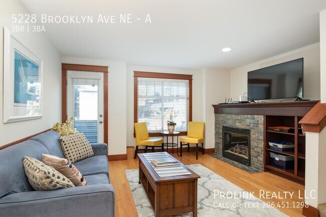 Building Photo - 5228 Brooklyn Ave NE