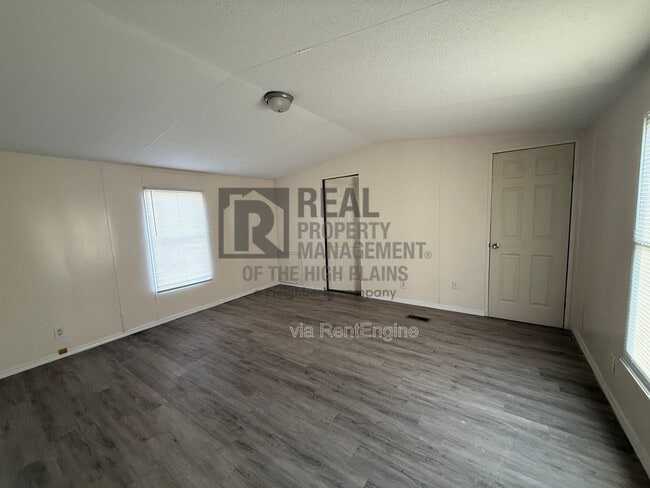 Building Photo - 8230 Upton Rd