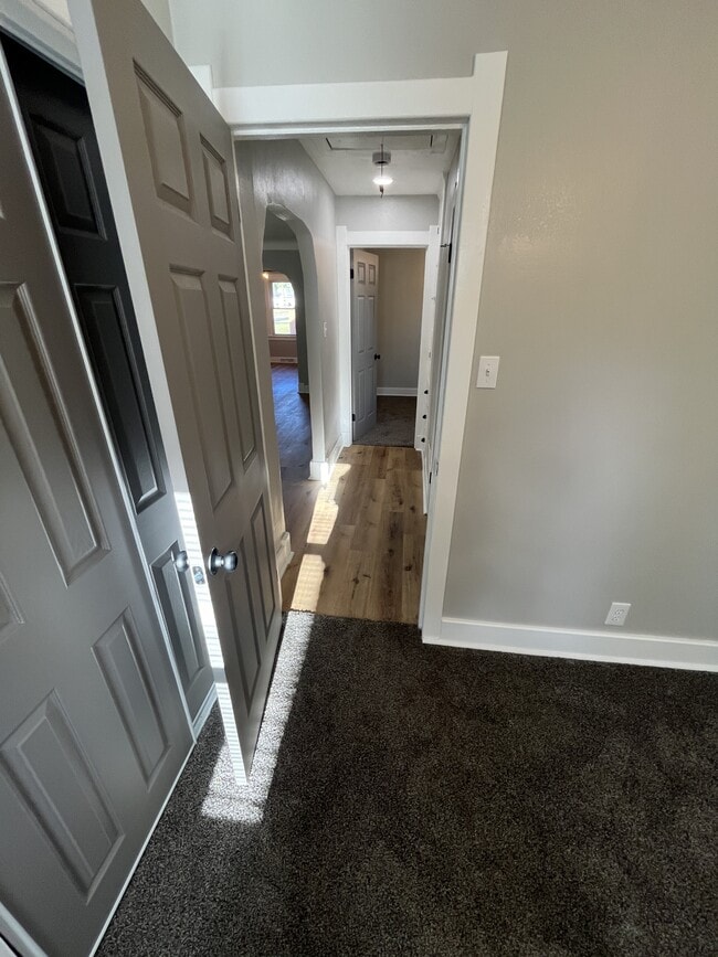 Building Photo - 5333 Collomore Rd