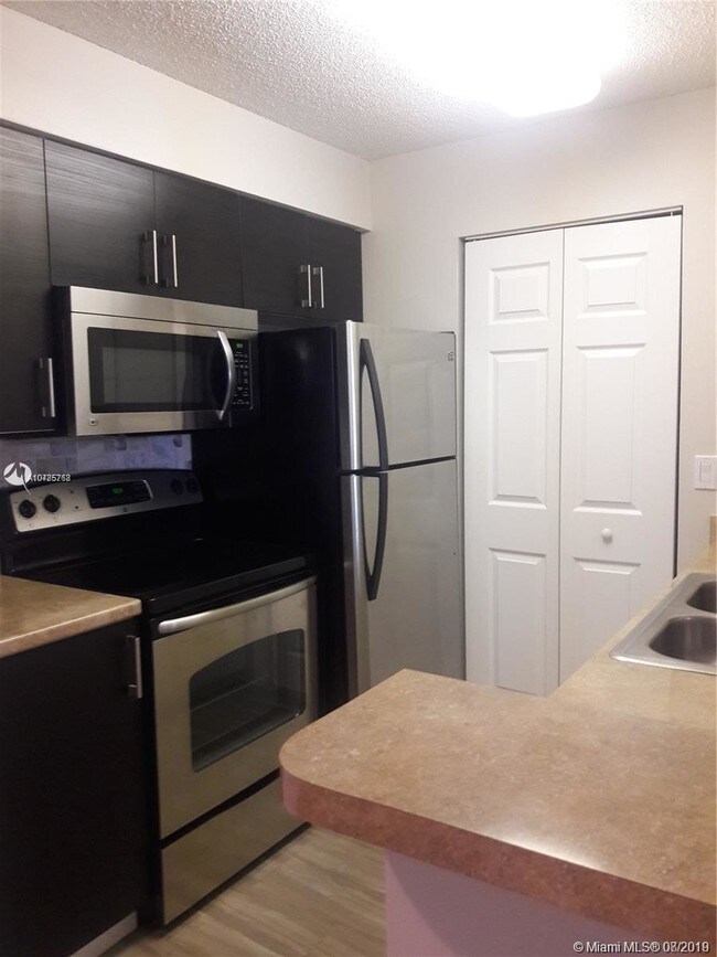 Foto del edificio - 1263 SW 46th Ave
