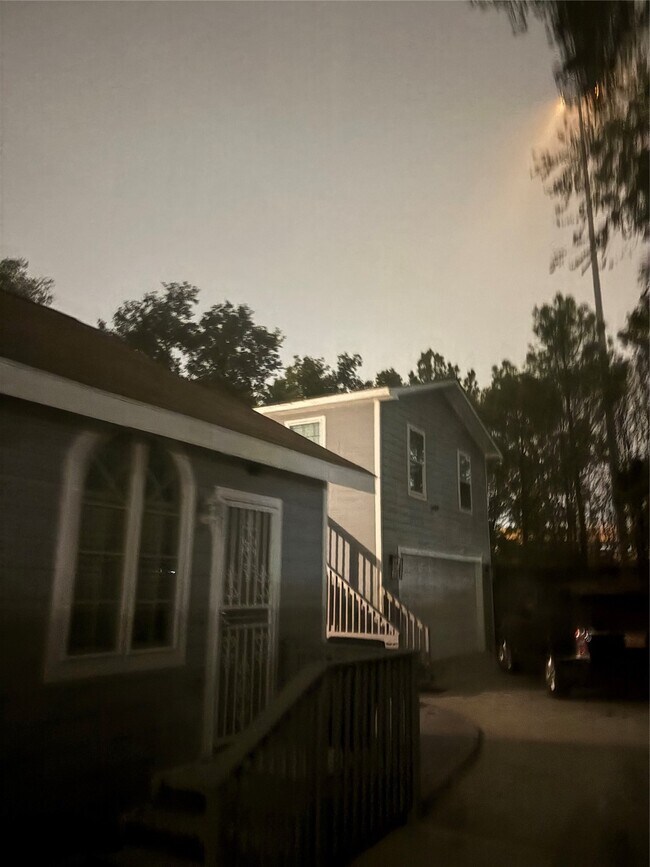 Building Photo - 3021 Gray St