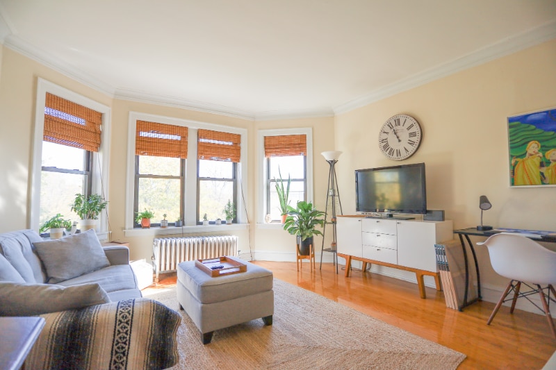 Primary Photo - 4628 N Wolcott Ave