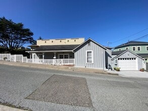 Building Photo - 162 10th St