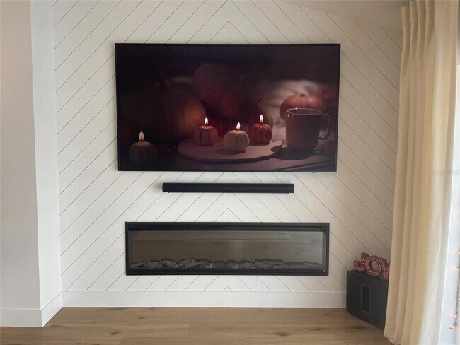 Foto del edificio - 1021 Temple Grove Pl