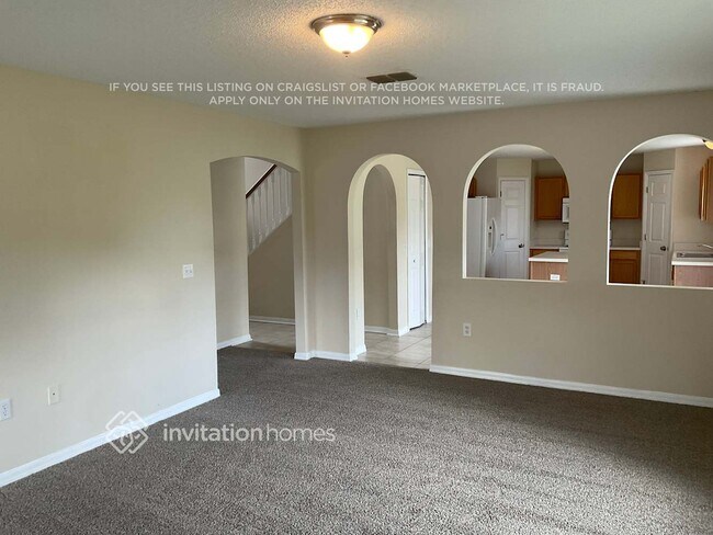 Foto del edificio - 6108 Waterfield Way