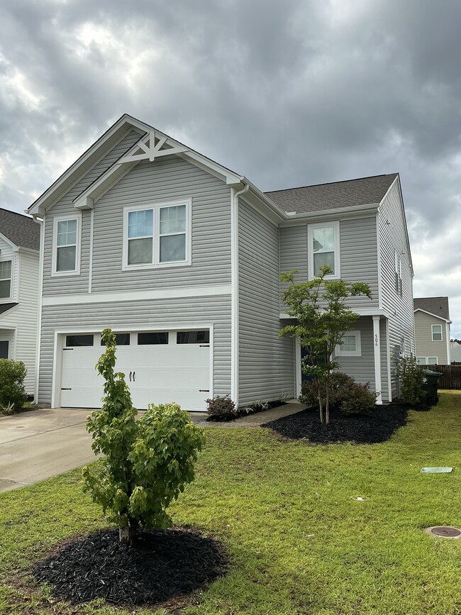 Front of House - 506 Purple Finch Rd