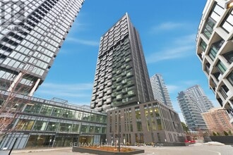 Building Photo - 950 Portage Pkwy