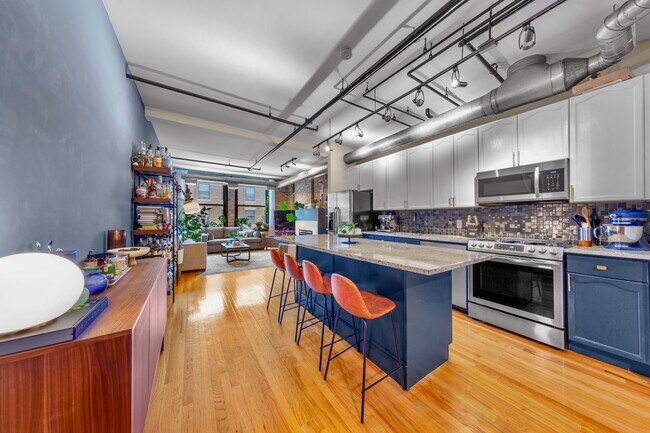 Foto del edificio - 3151 N Lincoln Ave