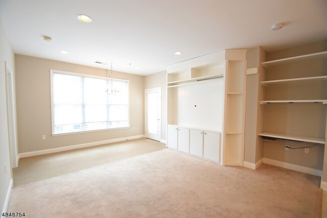Building Photo - 6209 Brookhaven Court