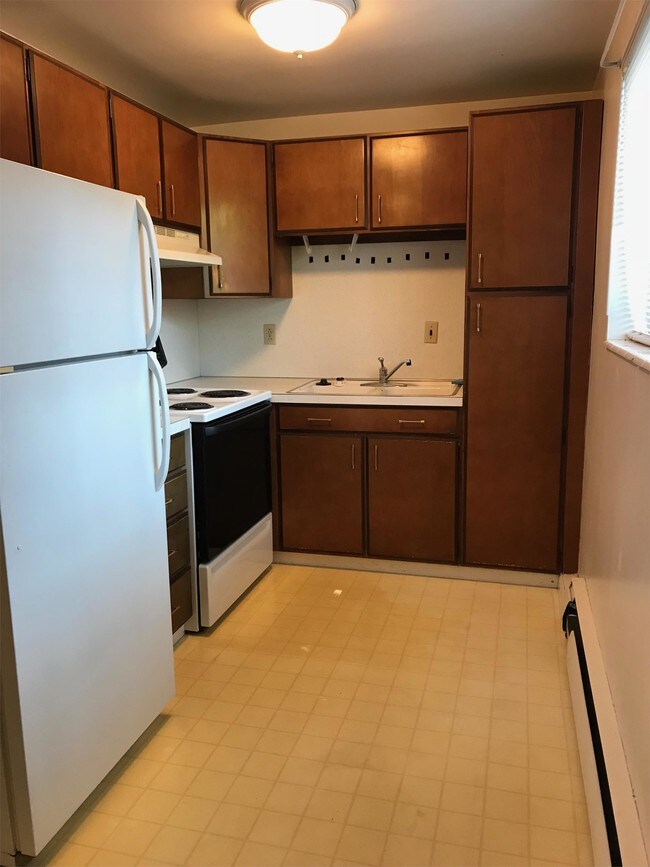 Foto del edificio - 1140 Ramona Ave