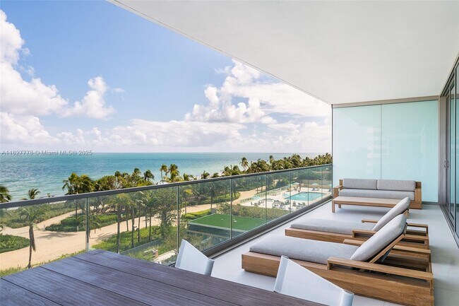 Foto del edificio - 10201 Collins Ave