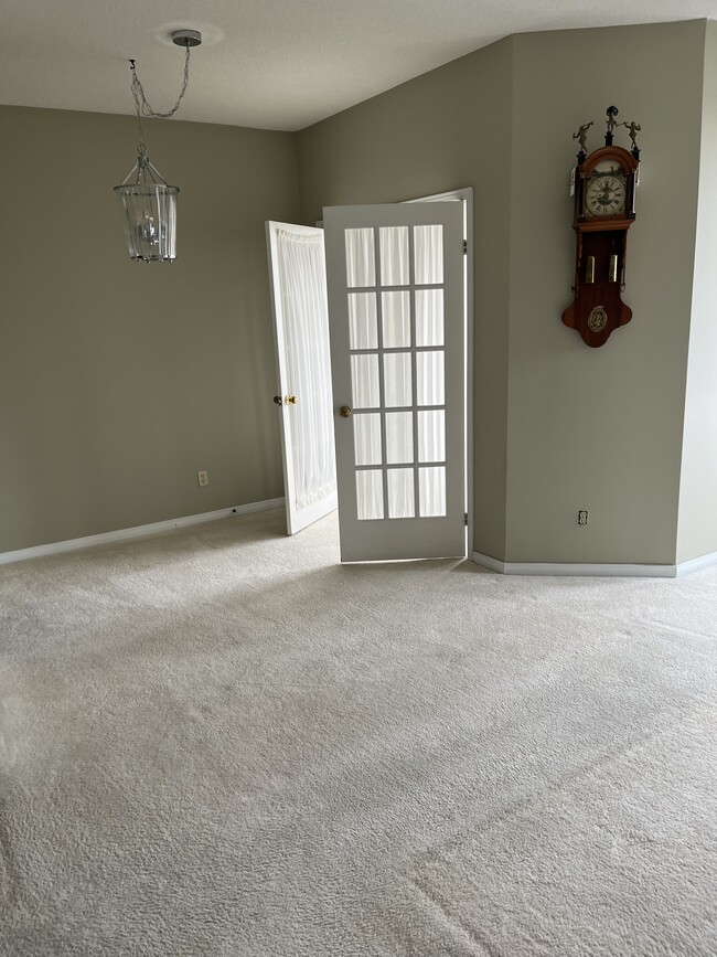 Photo du bâtiment - 200 Limeridge Rd W