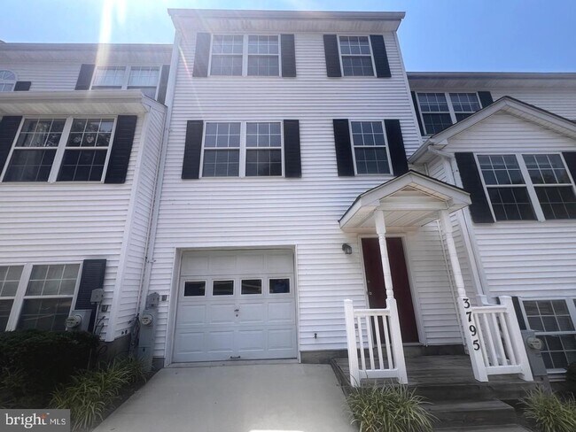 Foto del edificio - 3795 Harbor Rd
