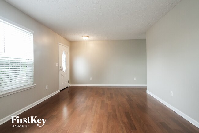 Building Photo - 2178 Tucker Dr